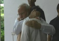प्रधानमंत्री मोदी को छोड़ने निकले इसरो चीफ रो पड़े