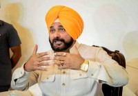 नवजोत सिंह सिद्धू ने  मंत्री पद से इस्तीफा दिया