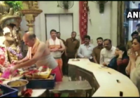 दीपिका पादुकोण ने मुंबई के श्री सिद्धिविनायक मंदिर में पूजा की, छपाक आज हुई रिलीज