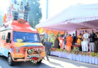 मुख्यमंत्री योगी आदित्यनाथ ने गंगा यात्रा हेतु बिजनौर एवं बलिया के लिए गंगा रथों को हरी झंडी दिखाकर रवाना किया