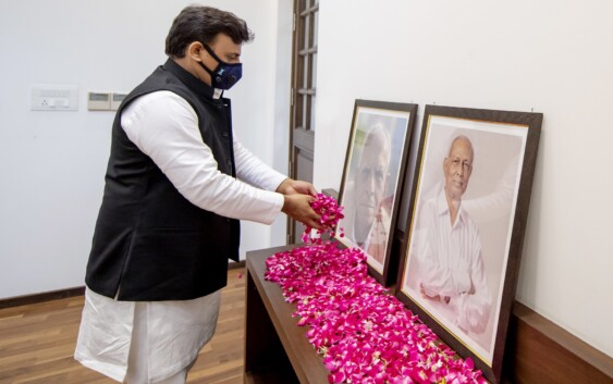 एमएलसी व सपा पार्टी कार्यालय के प्रभारी श्रीराम सिंह यादव का हुआ निधन अखिलेश यादव ने जताया दुःख