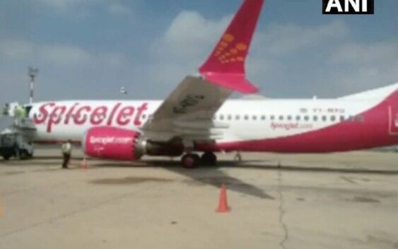 दिल्ली से दुबई जा रहे स्पाइसजेट के विमान की कराची में करानी पड़ी इमरजेंसी लैंडिंग